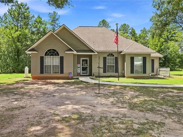 49457 N Benton Rd, Tickfaw, LA 70466