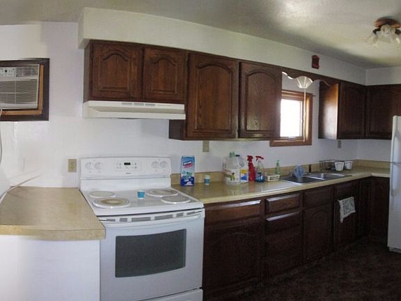 Kitchen including appliances