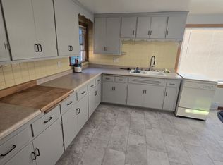 348 E Wilbur Ave, Milwaukee, WI 53207