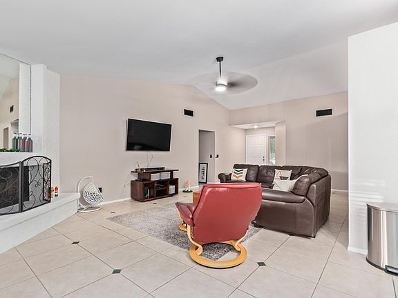 3rd image of 18838 N 40th Pl