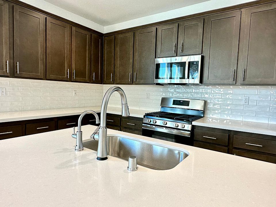 1st image of 2906 E Duncan Paseo