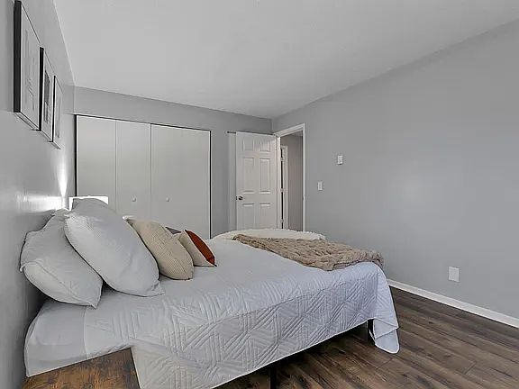 3rd image of 640-776 King St #14d8b4545