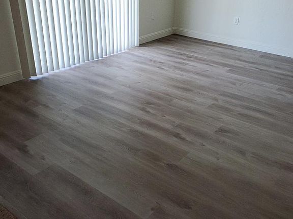 2nd image of 1348 Hartley Dr