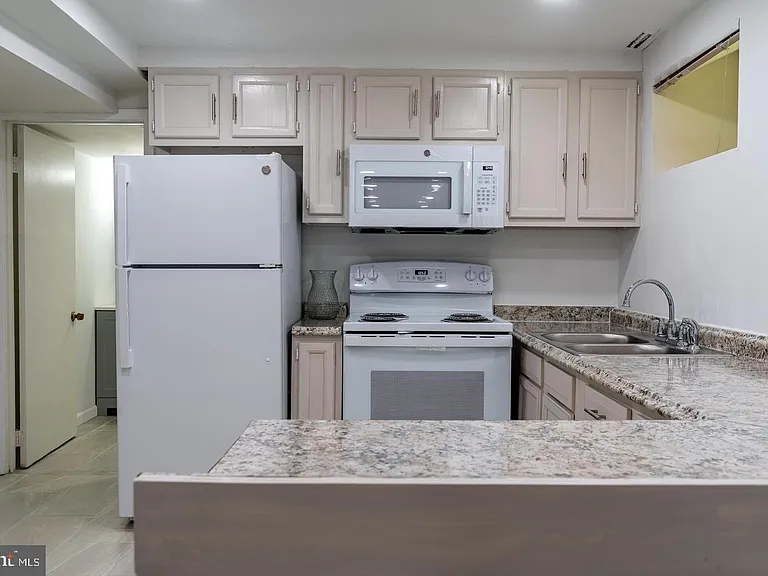 14913 Lear Ln — Photo 29