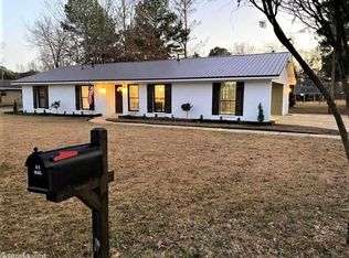 129 Pinecrest Dr, Monticello, AR 71655