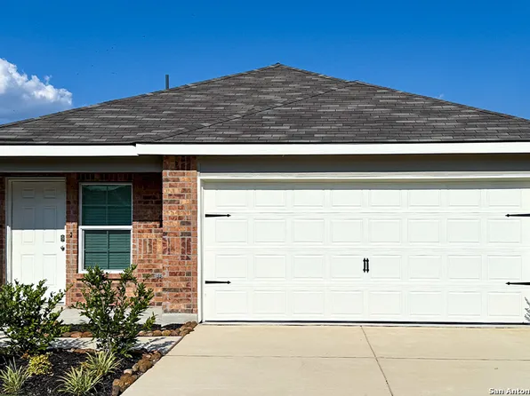 15718 Clove Spice Way, Von Ormy, TX 78073