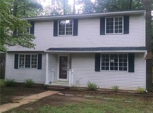 2113 Unicorn Ln, North Chesterfield, VA 23235