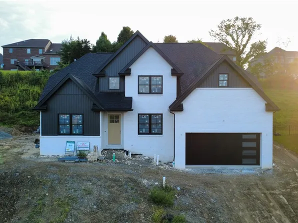 1061 Skyline Dr, Canonsburg, PA 15317