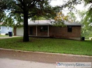 1216 Cherry St, Eudora, KS 66025