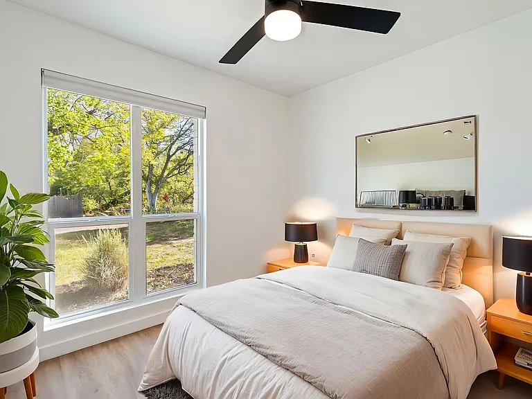 5200 King Charles Dr — Photo 15