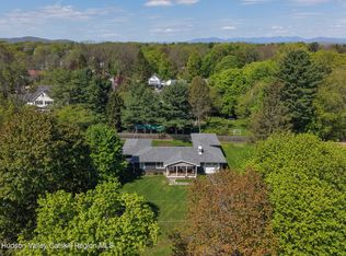 44 Lorraine Dr, Rhinebeck, NY 12572