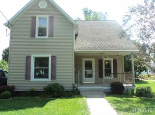 289 N Cone St, Farmington, IL 61531