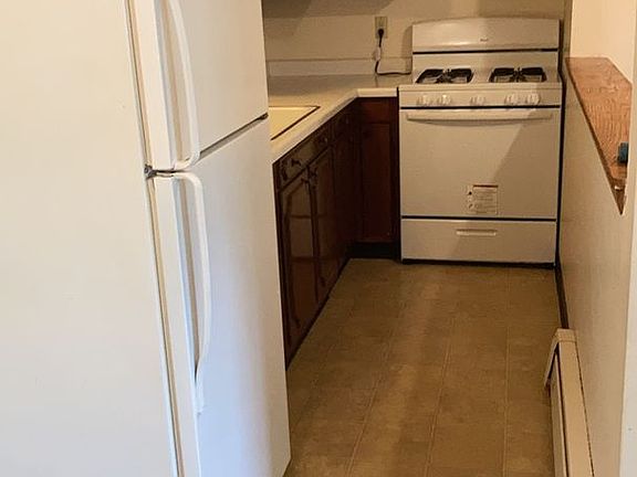 4th image of 601 S Randall Ave #2