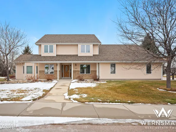 1650 Country Club Rd, Gillette, WY 82718