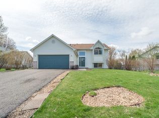 9621 77th St S, Cottage Grove, MN 55016