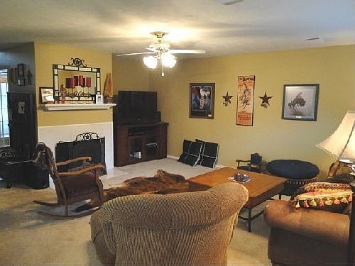 3rd image of 22627 Holly Lake Dr