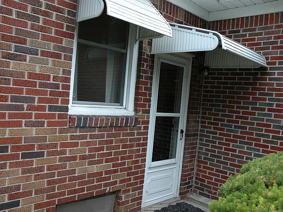 4th image of 134 Orville Dr