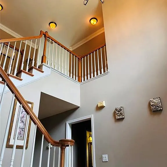 1035 Winding Bridge Way — Photo 8
