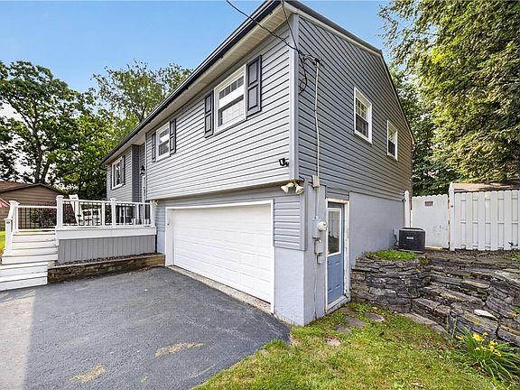 4th image of 211 Juneway Dr
