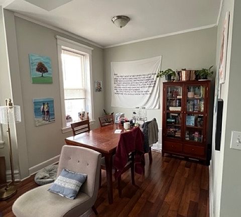 3rd image of 1077 N Paulina St APT 2