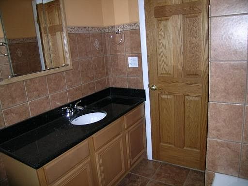 4th image of 7336 N Nora Ave