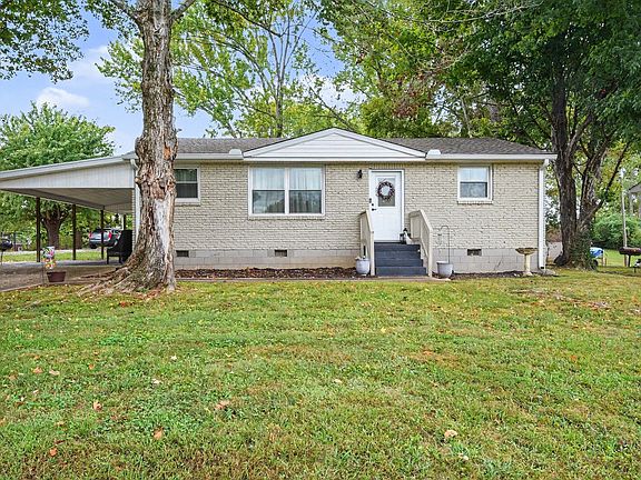 2nd image of 210 Alsup Dr