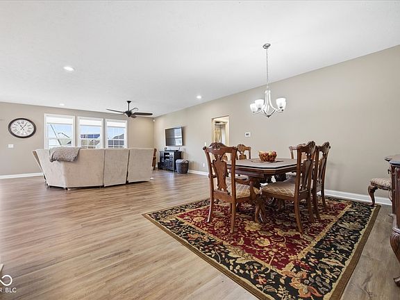4th image of 4876 Brickert Way