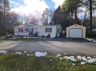 73 Lisa St, Palmyra, ME 04965