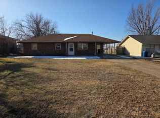1439 E Moses St, Cushing, OK 74023