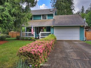 3995 NE Dartmouth Ct, Bremerton, WA 98311