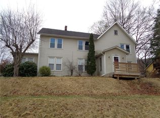 252 W 2nd St, Corning, NY 14830