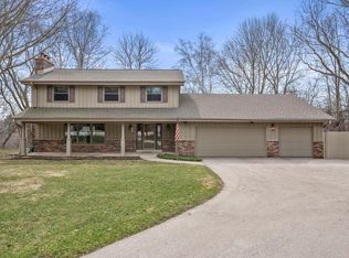 717 Heather COURT, Grafton, WI 53024