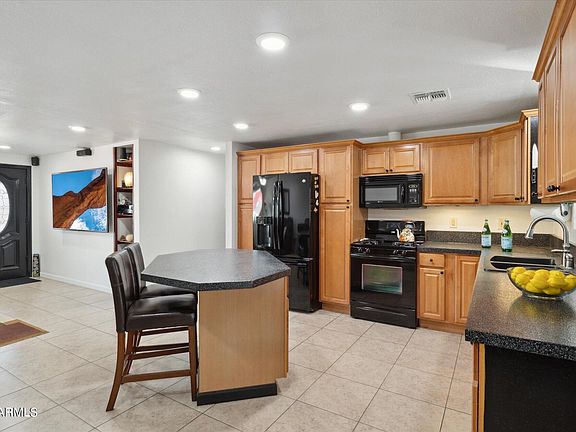 3rd image of 3653 E FRIESS Drive E