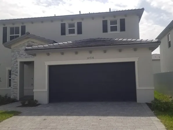 12736 SW 211 St, Miami, FL 33177