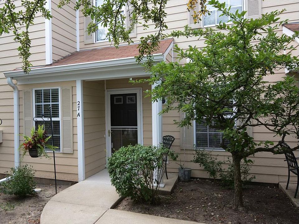 1st image of 27 Taylor Ct Unit A