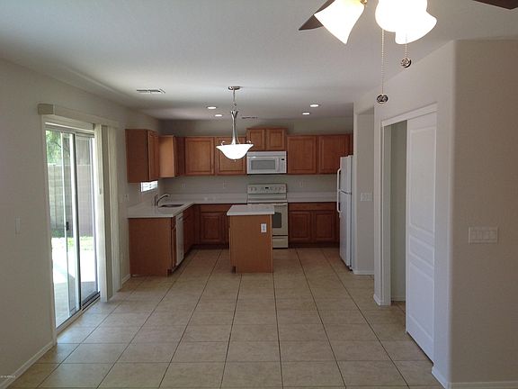 5th image of 28145 N Gold Ln