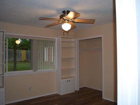5th image of 424 Mack Hollimon Dr