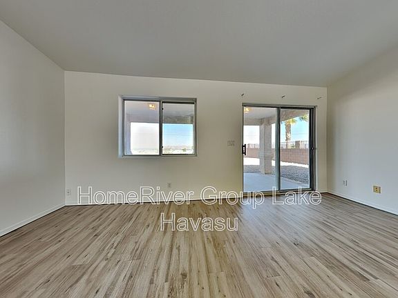 4th image of 1285 Tanqueray Dr