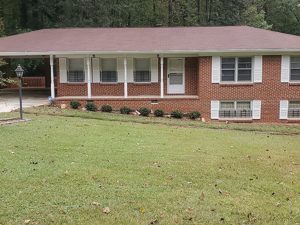 1st image of 384 Navarre Dr