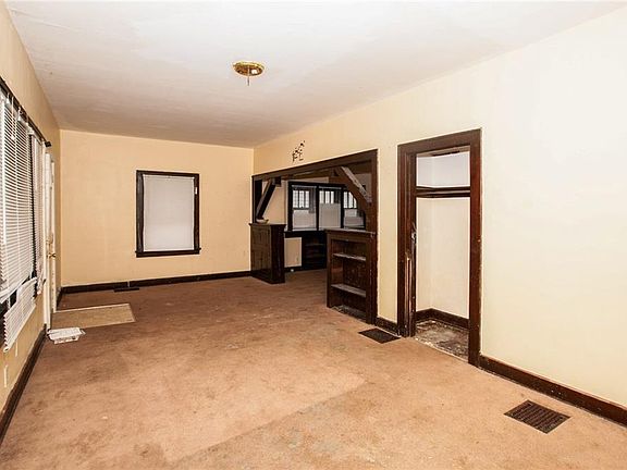 5th image of 34 N Euclid Ave