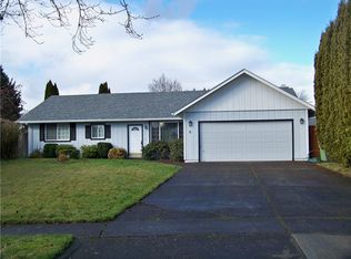 6 Liberty Ct, Longview, WA 98632