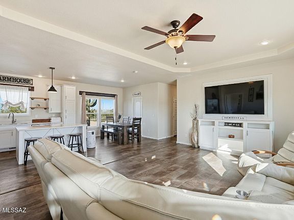 4th image of 34692 S Galena Dr