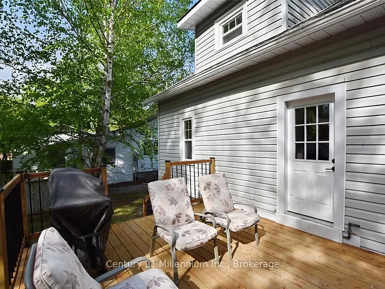 85 Glenwood Dr — Photo 47