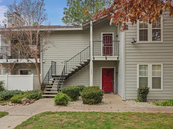 2400 Eilers Ln APT 1806, Lodi, CA 95242