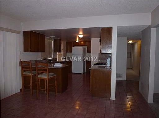 4th image of 4505 Cinderella Ln