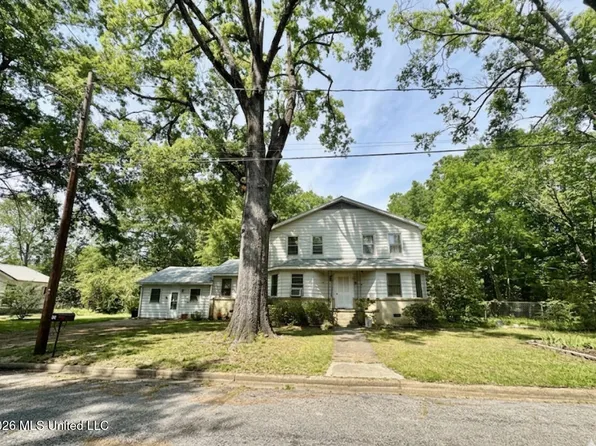 52 Fly St, Coffeeville, MS 38922