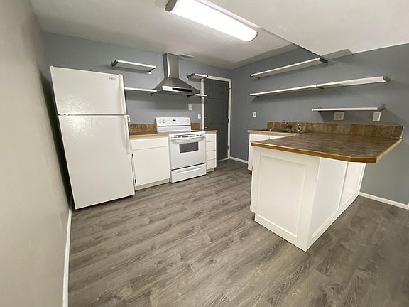 downstairs kitchen