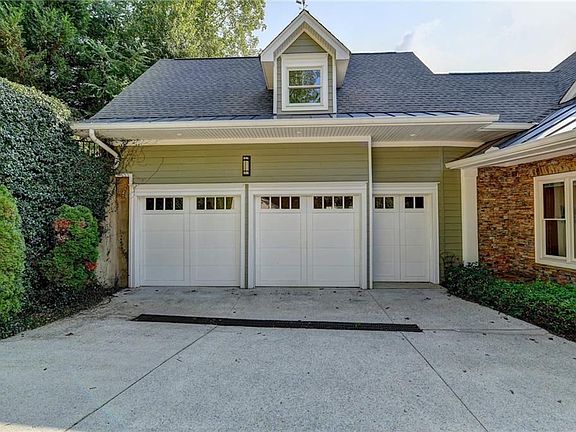4th image of 3151 Winding Lake Dr