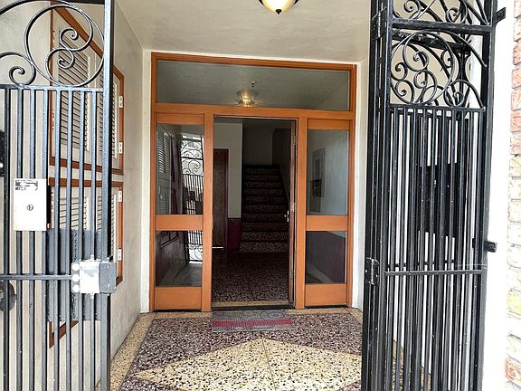 3rd image of 796 Santiago St
