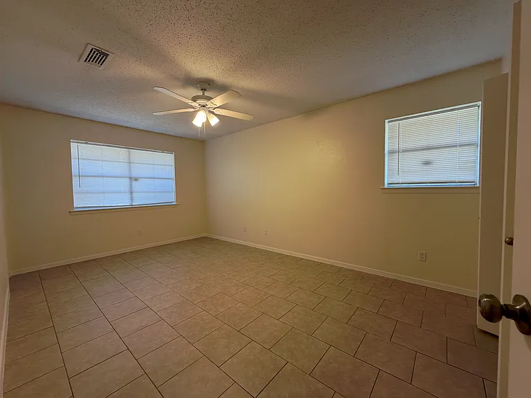 4708 South Dr — Photo 13